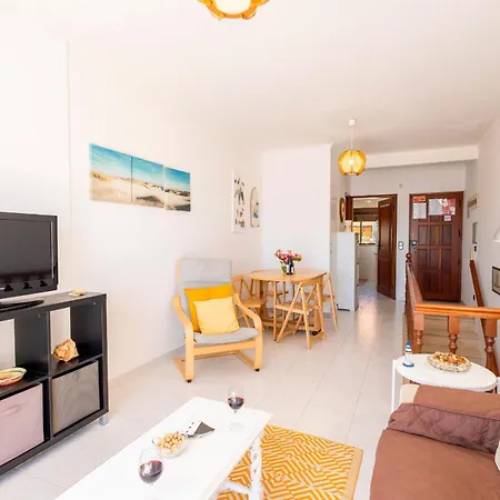 Baia - By Smarthomes شقة